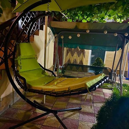 Апартаменты Casa Duminica Доуэ-Май Экстерьер фото